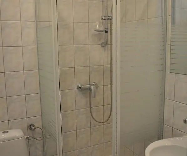 Goscinne Gabi Kwatera prywatna Gniezdzewo