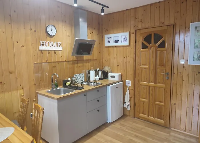 Goscinne Gabi Kwatera prywatna Gniezdzewo